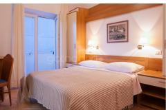 Beachfront Brela Ferienwohnungen Zimmer 5 – Ljubica V foto 3