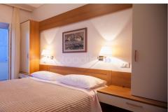 Beachfront Brela Ferienwohnungen Zimmer 5 – Ljubica V foto 4