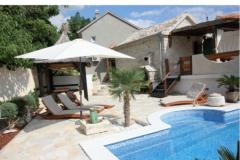 Stone Brela- swimming pool, grill Apartment 1 – Stone foto 2