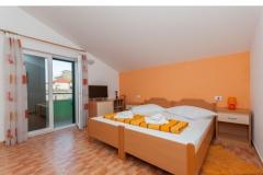 Villa Toni Zimmer 2 – soba 1 foto 4