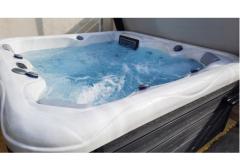 Ferienwohnungen Rudez - pool - jacuzzi  Apartment 1 – Comfort foto 1