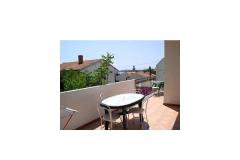 Ferienwohnungen TUDOR HOUSE Apartment 2 – Carob tree foto 1