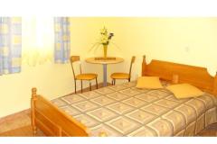 Appartements Deak Komarna Zimmer 4 – Soba foto 1