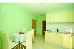 Ferienwohnungen Makarska Apartment 3 – Green foto 5