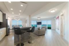 Hot Tub Luxury Ferienwohnungen + beach p Apartment 1 – Penthouse foto 5