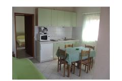 Appartements Dinko s grijanim bazenom Apartment 2 – A4 foto 1