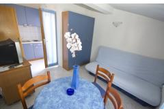 Appartements Dinko s grijanim bazenom Apartment 3 – A2+2 foto 1