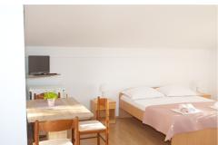 Appartements Iva Zimmer 6 – App br.7 foto 1