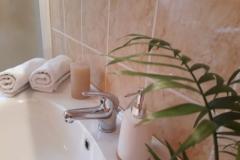 Arka Ferienwohnungen Zimmer 6 – soba2 foto 3