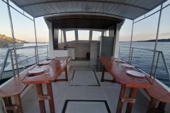 Tourist boat - Robinson Tourism Apartment 1 – Adventure foto 1