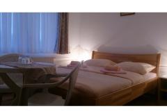 Private accommodation Brajdic Zimmer 2 – Room Maria foto 5