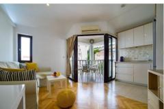 Premium Ferienwohnungen JOY Apartment 1 – A 2+2 foto 1