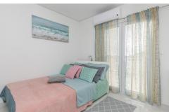 Family friendly Apt with a pool  Apartment 4 – Sea foto 1