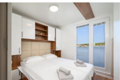 Haus boat Water lily Apartment 1 – Water lily foto 1