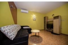 APARTMANI DEBELIĆ Apartment 3 – Dobrila 3 foto 1