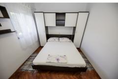 APARTMANI DEBELIĆ Apartment 3 – Dobrila 3 foto 4