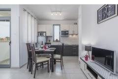 Appartements Kimi with swimming pool  Apartment 4 – APP M foto 2