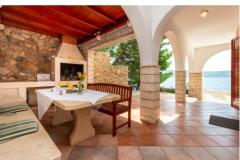 Villa Ratac Beach Ferienwohnungen Zimmer 5 – Palms foto 3