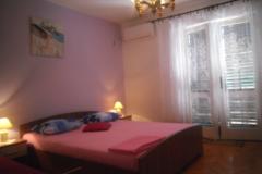 Appartements Emi Zimmer 4 – ljubičasta foto 1