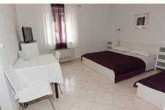 Ferienwohnungen DIANA Apartment 2 – 2 A2+1 foto 2