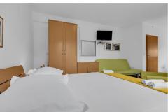 City Ferienwohnungen Tučepi Apartment 2 – City A2 foto 5