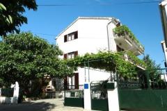 Ferienwohnungen Milka-Jure Srima-Vodice Apartment 1 – Apartman 3 foto 1
