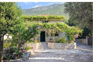 Haus  Mokalo – Orebic