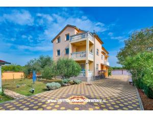 Appartements KAJIC - Fažana