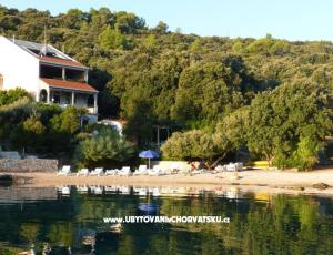  Villa CEBALO Ferienwohnungen