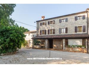 Ferienhaus Cerjani - 14 osoba