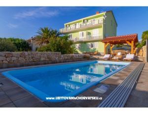 Ferienwohnungen Villa Seka pool &amp; sauna
