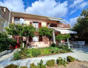 Olive Appartement and Zimmers