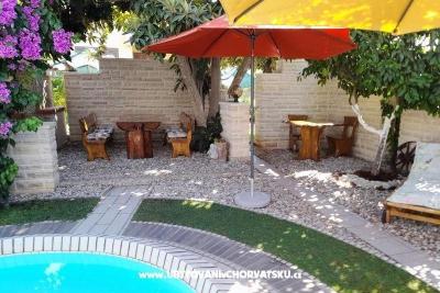 Ferienwohnungen Mirjana Sukošan