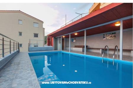 Vila Paola Baska Voda Kroatien