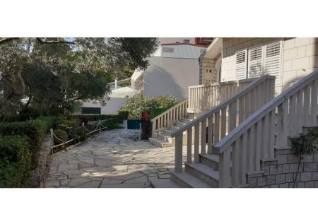 Vila Cvitanovic **** Baska Voda Kroatien