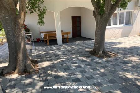 Apartment Anka Bibinje Kroatien