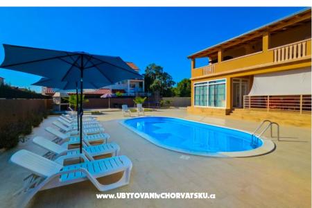 Holiday Home Lucija Bibinje Kroatien