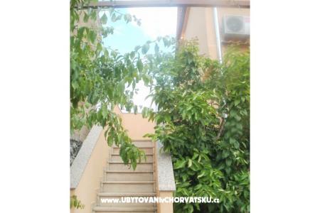 Ferienwohnungen and Zimmers Nediljko foto 3