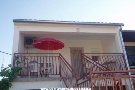 Apartment Cvita Biograd Kroatien