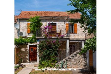 Appartements Bauer Biograd Kroatien