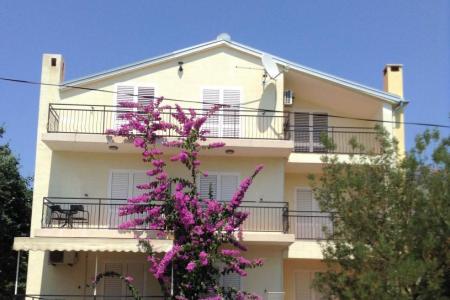 Appartements Mara  Biograd Kroatien