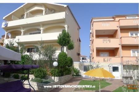 Pension Gašpar Biograd Kroatien