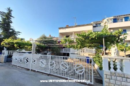 Villa Šesto  Biograd Kroatien