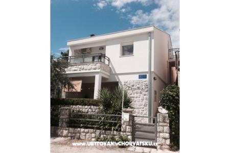 Apartment Aquarelle Blace Kroatien