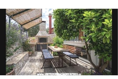 Apartment Ema Bartulović foto 2