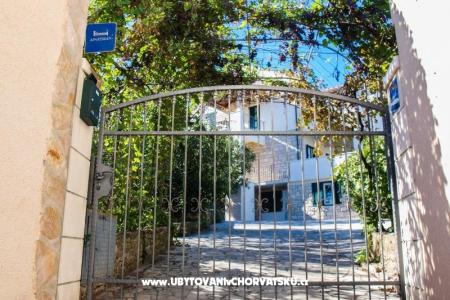 Appartements Karampija foto 5