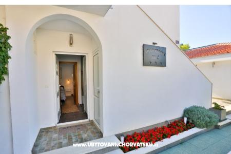 Appartements Kuić foto 2