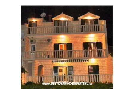 Appartements JELAVIĆ Insel Brac Kroatien