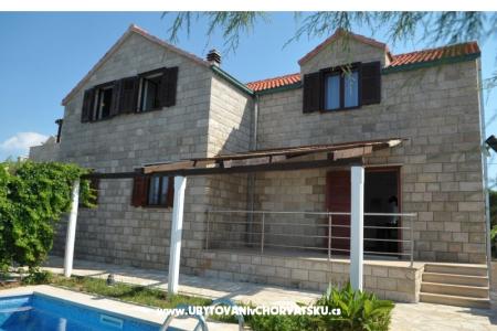 Villa Prezzi foto 2