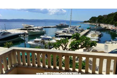 Brela by the Sea / Center Brela Kroatien